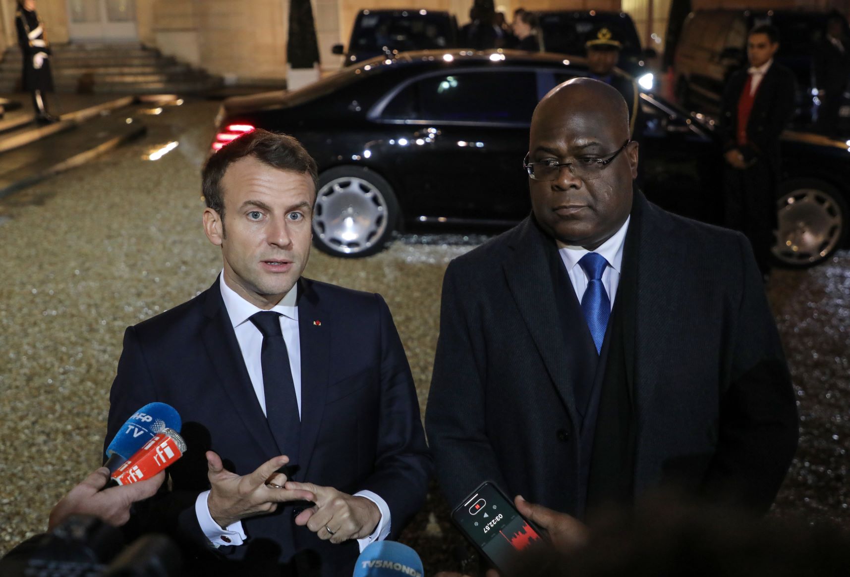 Felix Tshisekedi et Emmanuel Macron à l'issue de leur entretien à l'Elysée le 12 novembre