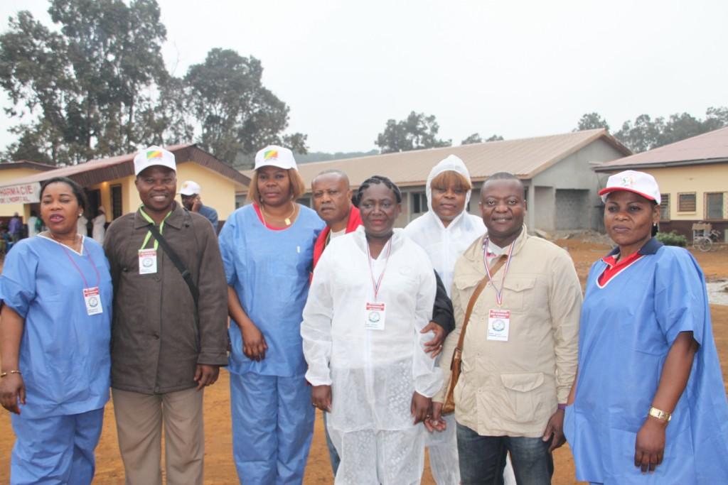 Membres du collectif Sibiti 2014 Congolais de France lors de la journée "Hôpital propre"