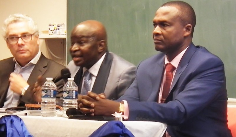 De gauche à droite Emmanuel Dupuy, Dominique Asie de Marseille et Odilon Obami lors de la Conférence-anti-thèse autour du livre « Le Génocide des Laris au Congo » à Paris