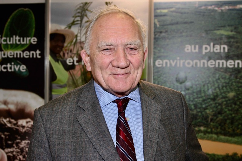 Charles Millon, ancien ministre français sur le stand d'Eco-Oil Énergie SA au Salon Produrable 2018