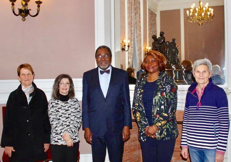 Rodolphe Adada, ambassadeur du Congo en France et Julienne Mackonguy, présidente du Comité de jumelage Reims-Brazzaville