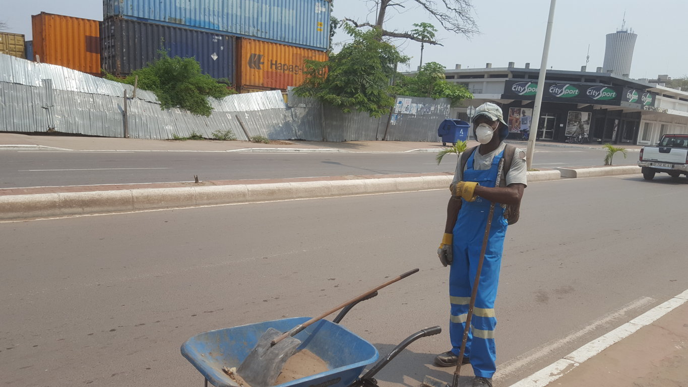 Ouvrier de la société AVERDA à Brazzaville