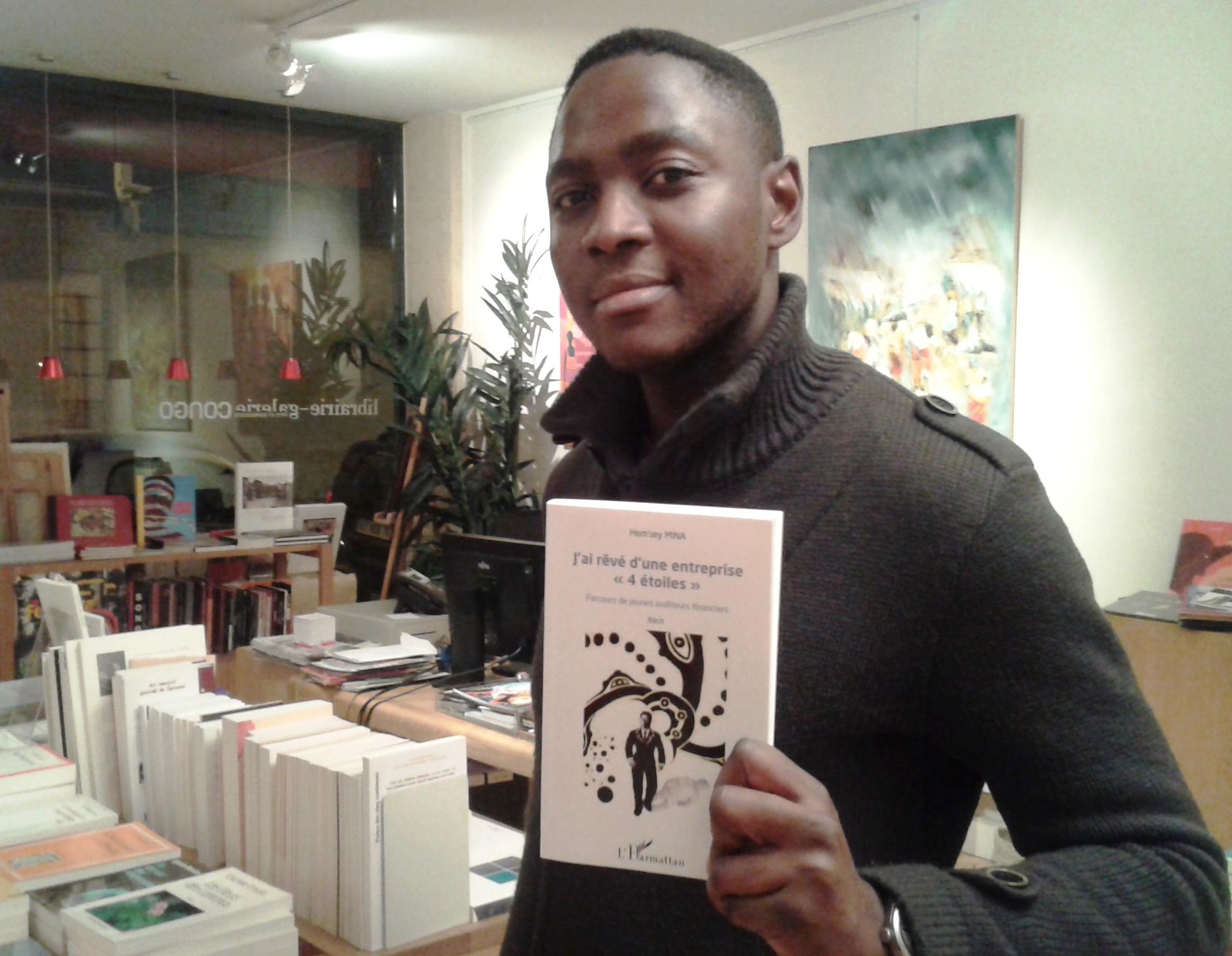 Premier roman de Hem'sey Mina à la librairie galerie Congo à Paris