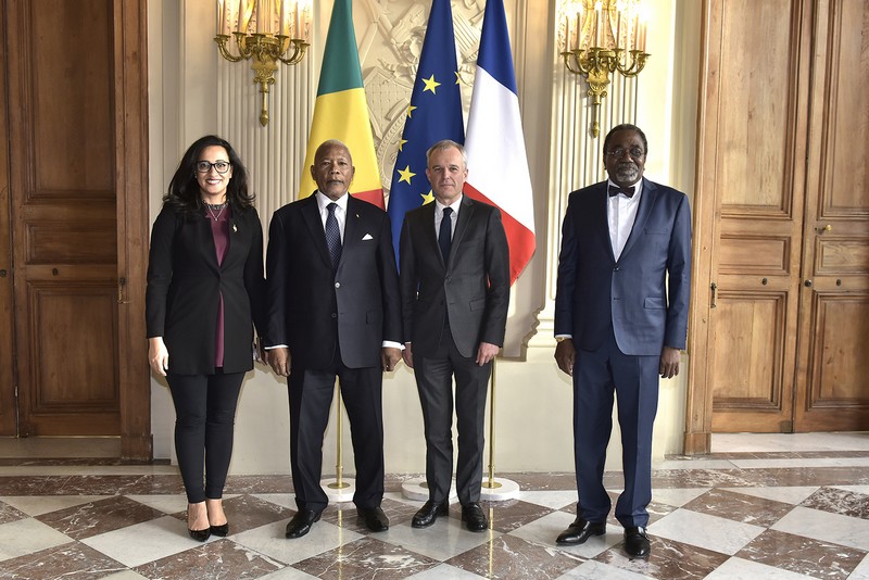 Isidore Mvouba reçu par François de Rugy en compagnie de l'ambassadeur du Congo en France Rodolphe Adada