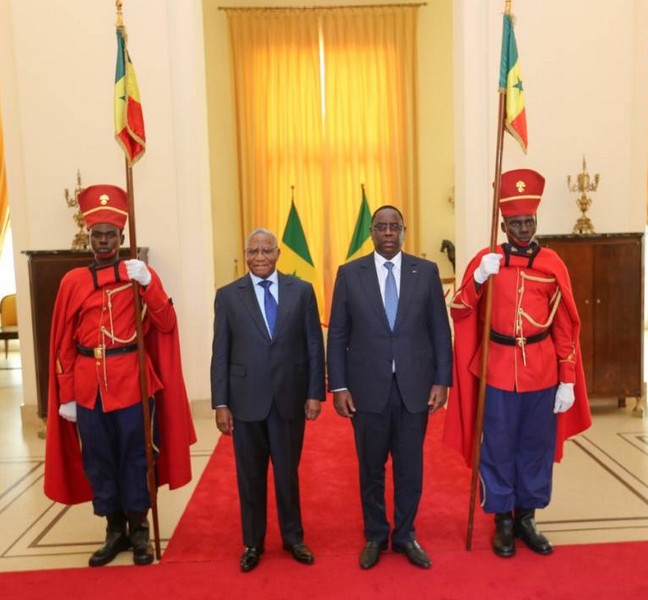 Jean-Luc Aka-Evy, nouvel ambassadeur du Congo au Sénégal et le président Macky Sall