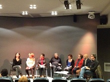  Yves Chemla et les auteurs dans l'auditorium du musée de la Poste.