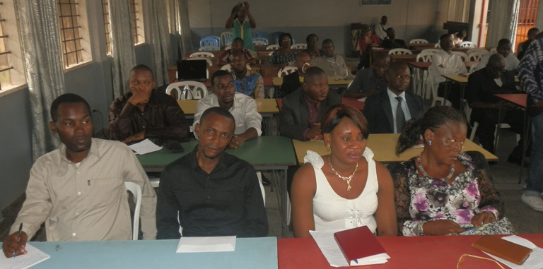 La salle, lors de la présentation du comité de soutien de Diomi Ndongala.