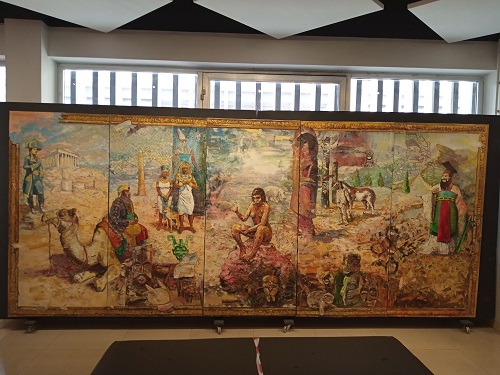In the beginning, toile à cinq panneaux illustrant les civilisations du monde (Adiac)