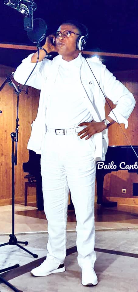  Reddy Amisi finalisant les derniers mixes de son album éponyme Bailo Canto (DR)