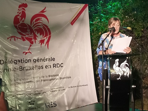 Kathryn Brahy procédant au lancement des Fêtes de la Wallonie (Adiac)