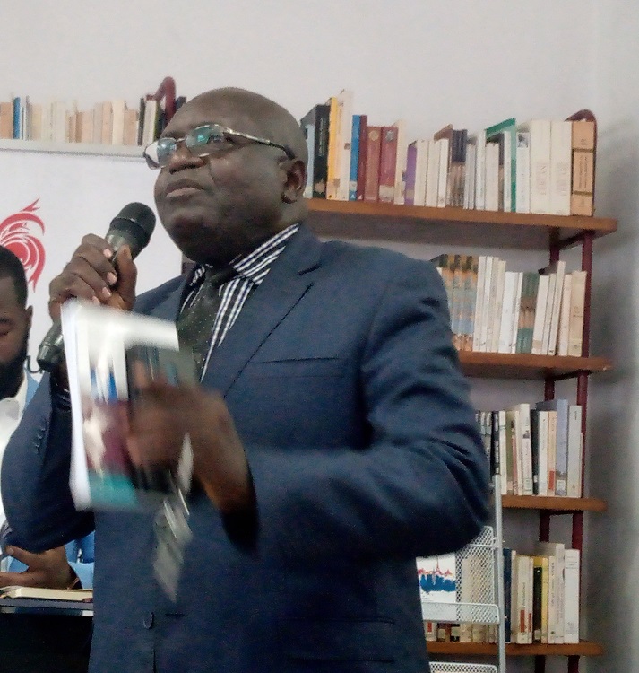 Le professeur Raoul Ekwampok mène un plaidoyer  pour la promotion des langues dites nationales (Adiac)