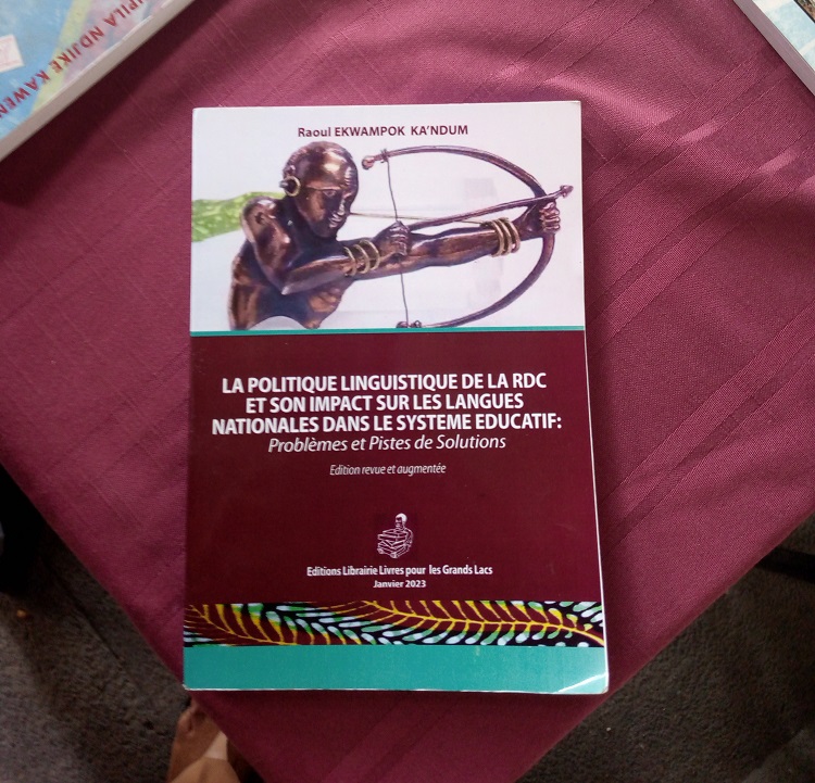 La politique linguistique de la RDC et son impact sur les langues nationales dans le système éducatif : problèmes et pistes de solutions. (Adiac)