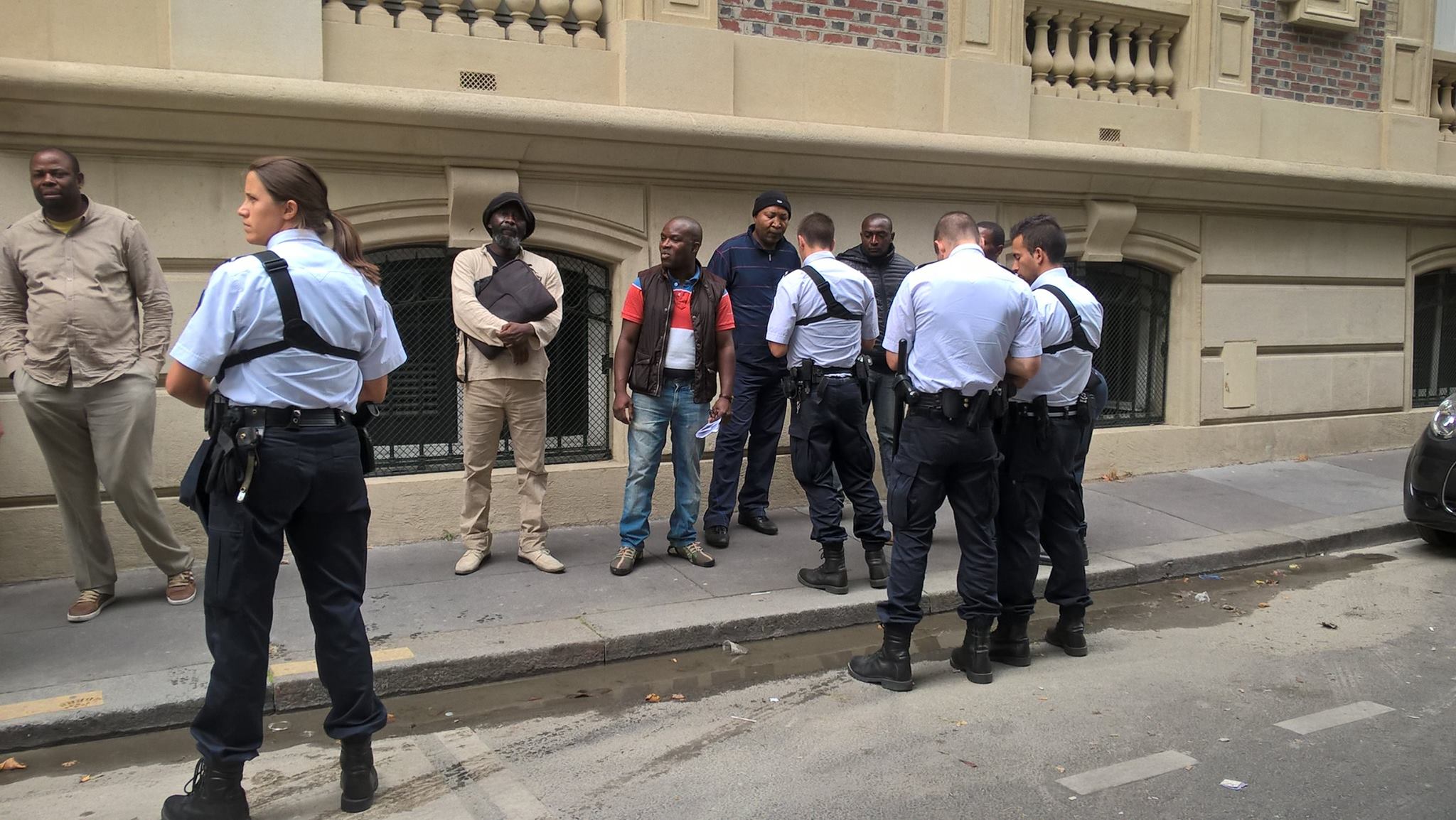Une partie des assaillants neutralisés par la police devant le consulat du Congo en France