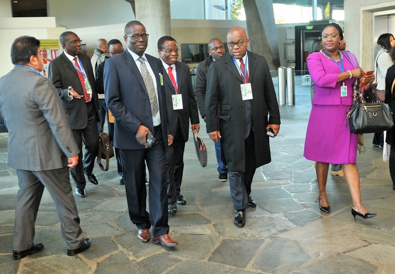 Arrivée de la délégation congolaise conduite par le ministre Bruno Jean-Richard Itoua à la 39ème conférence générale de l'Unesco à Paris