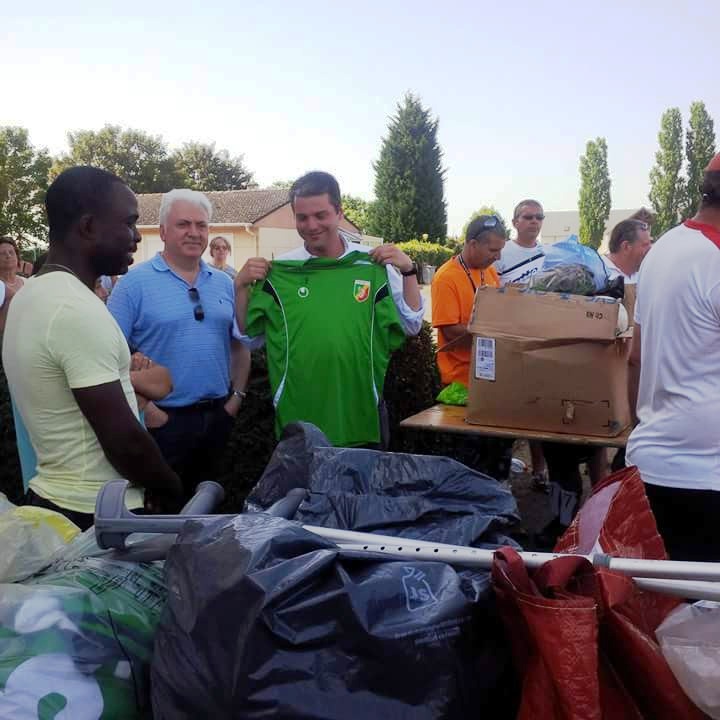ASR - En présence du maire de Nogent-sur-seine, collecte du matériel faveur des personnes vivant avec un handicap