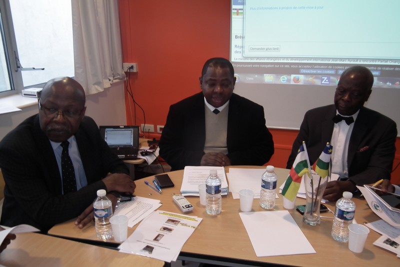 Maitre Michel Langa, introduisant la "Journée Centrafricaine" à Paris