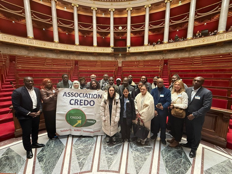 Membres de l'association Credo en visite à l'Assemblée Nationale française, Paris , samedi 23 novembre 2024