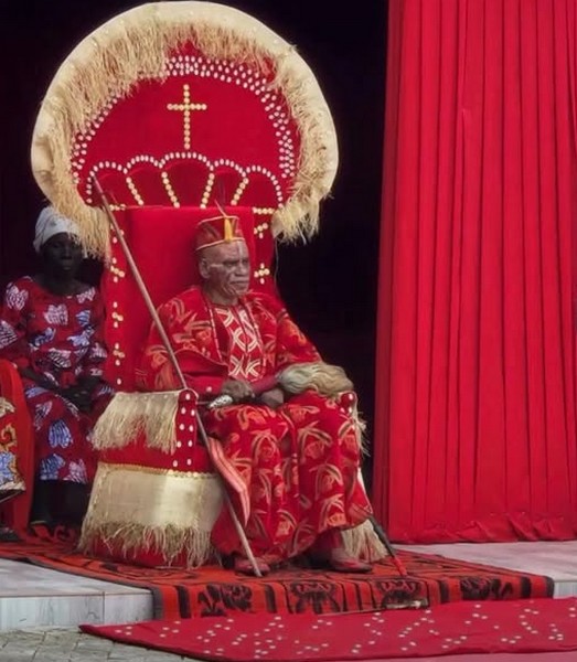 Idriss Bintsene dit Joseph Idris, nouveau roi du royaume de Mbaya