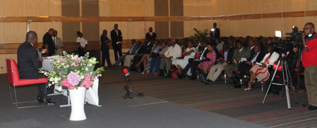 Vue d'ensemble de la rencontre citoyenne Pct-Congolais de l'étranger à Paris le 22 juin 2014