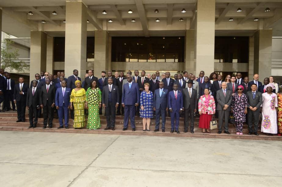 Photo de famille lors de la Journée du 20 mars 2024, Brazzaville - Ministère des affaires étrangères