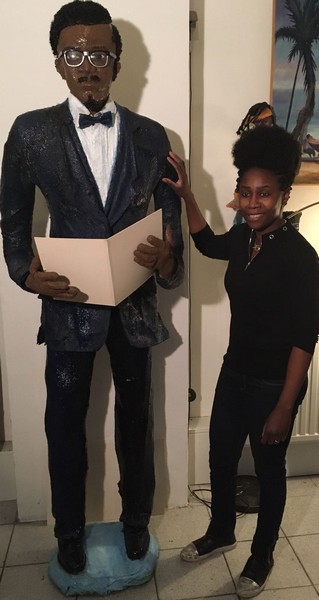 Statue d'Emery Patrice Lumumba entreposée dans l'atelier de sa créatrice Rhode Bath-Schéba Makoumbou à Bruxelles