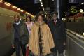 L'ambassadeur du Congo au Benelux, Roger Julien Menga, accueille la première dame du Congo, Antoinette Sassou N'Guesso à la gare du Midi ©Adiac