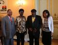 (de gauche à droite) le chargé d'affaires de l'ambassade d'Angola, la responsable de la Librairie des Dépêches de Brazzaville, le poète Lopito Feijó, et la conseillère culturelle de l'ambassade d'Angola ©Adiac 