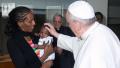 La jeune Meriam reçue par le pape François