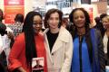 Audrey Azoulay, ministre française de la Culture, entourée des Congolaises Tina Ngal, auteure, et Mireille Opa, directrice du Livre au Congo