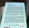 La quatrième de couverture de la version bilingue de « Bitumba mpe kimia ya Moni-Mambu Kadogo »